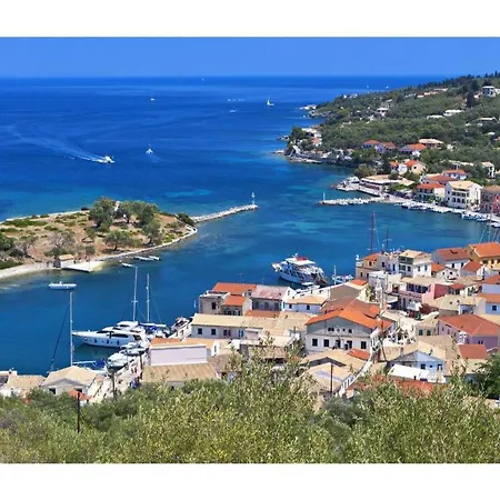 Ria Sweet Paxos Ozias